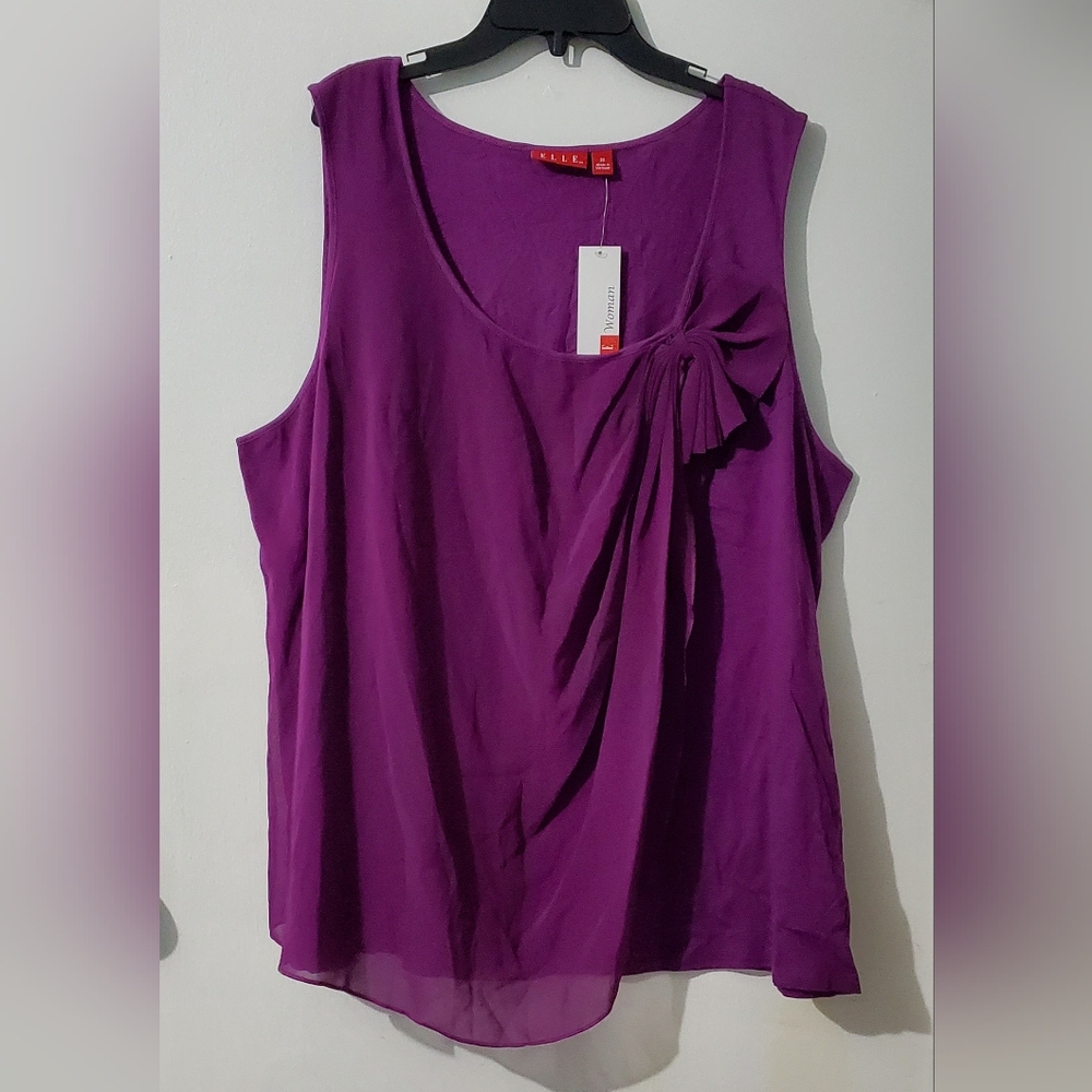 Elle women's dark magenta tank top. NWT